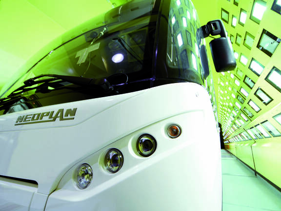 P_NEO_Apron_N91XX_ClimateSun2.jpg